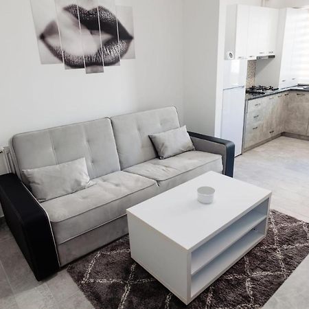 Home Sweet Home Bacau Ngoại thất bức ảnh